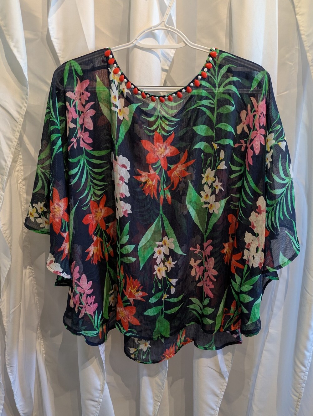 D4 Ruby Rd Women L Tropical Floral Beaded Poncho Blouse Black Flutter Sleeve Lin